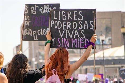 videos de mujeres|Así se vive la marcha del 8M: ¿por qué marchan las mujeres.